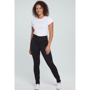 Seven7 Jeans High Rise Booty Shaper Skinny Jean